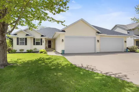 Exterior - 3219 E Fallcreek Ln, Appleton, WI 54913 photo 18 of 18