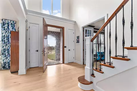 Entry Way - 2730 E Apple Hill Blvd, Appleton, WI 54913 photo 7 of 10