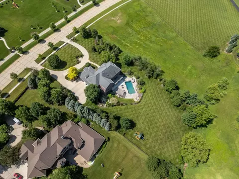 View/Area - 2730 E Apple Hill Blvd, Appleton, WI 54913 photo 5 of 7