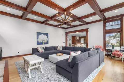 Living - 2730 E Apple Hill Blvd, Appleton, WI 54913 photo 3 of 7