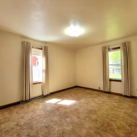 Bedroom - 1340 W Spring St, Appleton, WI 54914 photo 3 of 8