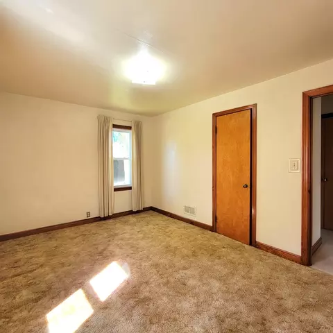 Bedroom - 1340 W Spring St, Appleton, WI 54914 photo 4 of 8