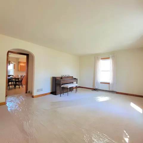 Living - 1340 W Spring St, Appleton, WI 54914 photo 1 of 3