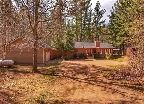 14175 Yeschek Ln, Lac Du Flambeau, WI 54538