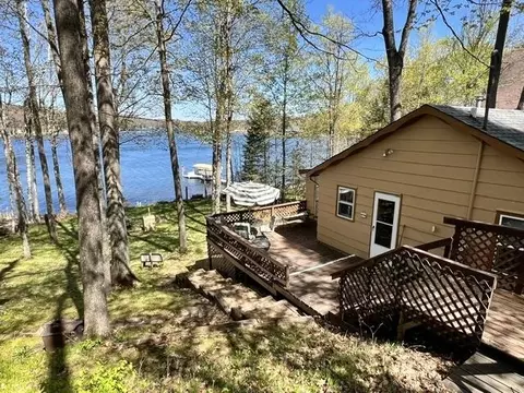 w16446 South Hilbert Drive, Armstrong Creek, WI 54103