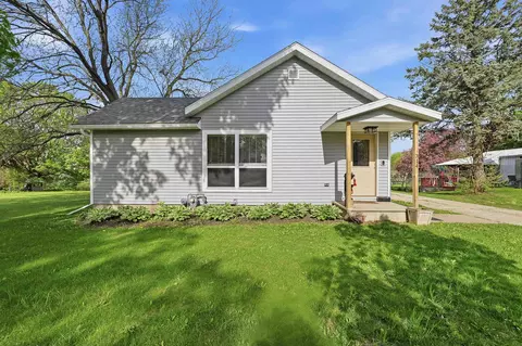 314 Eureka St, Ripon, WI 54971