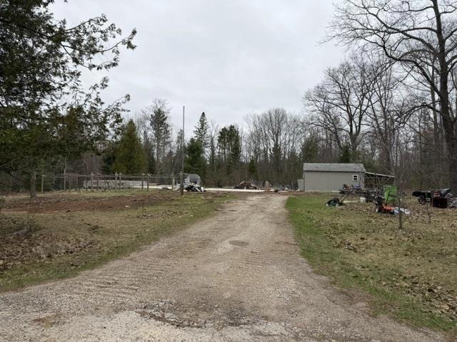 w8134 Pike Hill Road, Amberg, WI 54102