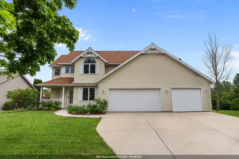 49 Aurora Ln, Fond Du Lac, WI 54935