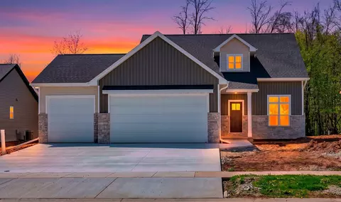 n9273 Constellation Drive, Appleton, WI 54915