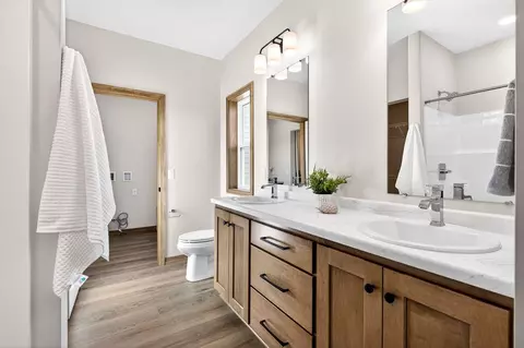 Bath - n9273 Constellation Drive, Appleton, WI 54915 photo 2 of 4