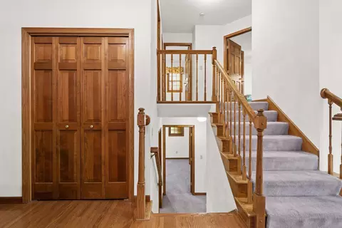 Entry Way - 2108 S Matthias St, Appleton, WI 54915 photo 3 of 3