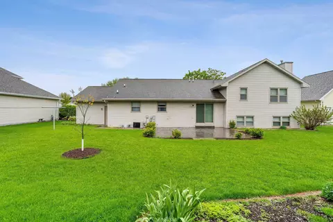 Exterior - 2108 S Matthias St, Appleton, WI 54915 photo 9 of 12