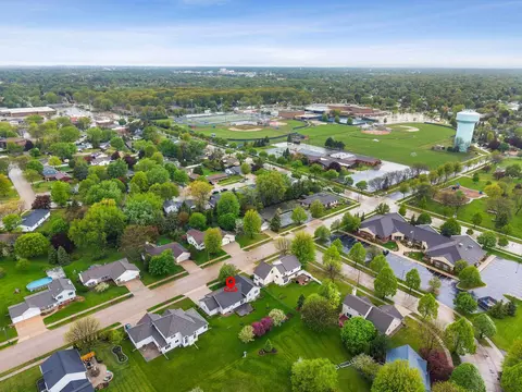 View/Area - 2108 S Matthias St, Appleton, WI 54915 photo 4 of 6