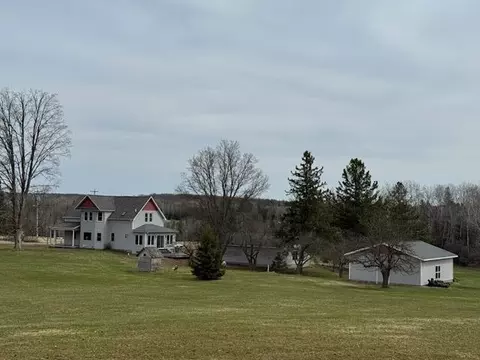 2695 Miller Rd, Florence, WI 54121