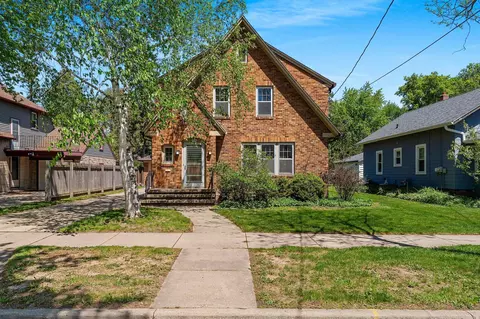 Exterior - 1128 W Winnebago St, Appleton, WI 54914 photo 3 of 11