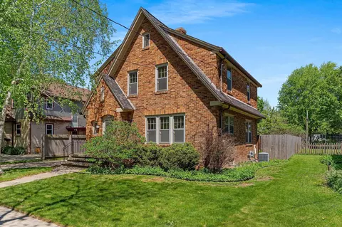 Exterior - 1128 W Winnebago St, Appleton, WI 54914 photo 4 of 11