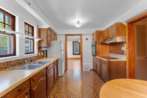 Kitchen - 1128 W Winnebago St, Appleton, WI 54914 photo 3 of 3