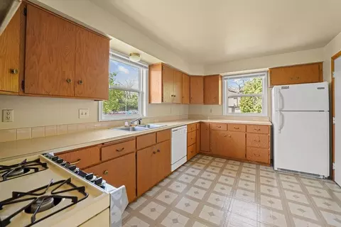 Kitchen - 1906 W Pine St, Appleton, WI 54914 photo 1 of 3