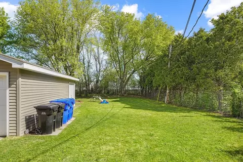 Exterior - 1906 W Pine St, Appleton, WI 54914 photo 3 of 5