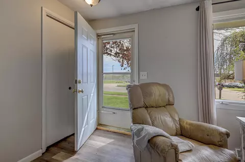 Entry Way - 3149 N Durkee St, Appleton, WI 54911 photo 1 of 1