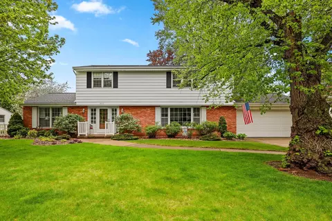 300 Tower View Dr, Green Bay, WI 54301