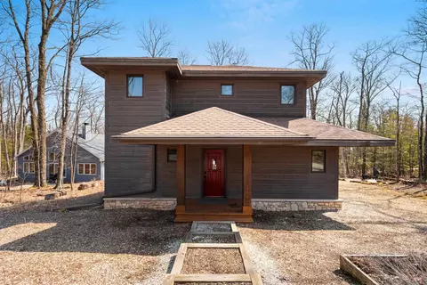 6124 N Cave Point Dr, Sturgeon Bay, WI 54235