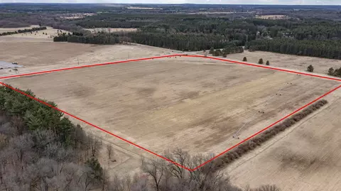 hartman creek road, Waupaca, WI 54981