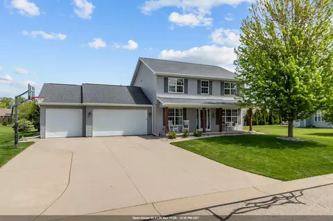 w6464 Cherrybark Circle, Menasha, WI 54952