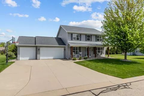 w6464 Cherrybark Circle, Menasha, WI 54952