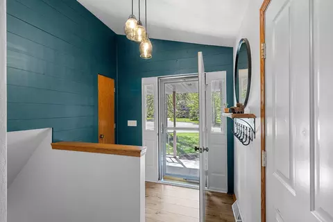 Entry Way - 233 Burning Tree Ct, Wrightstown, WI 54180 photo 2 of 4