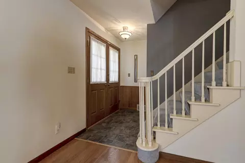 Entry Way - 2207 S Gladys Ave, Appleton, WI 54915 photo 1 of 2