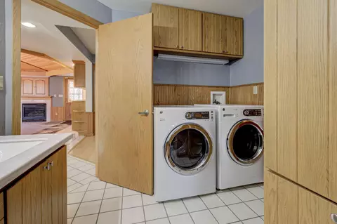 Other - 2207 S Gladys Ave, Appleton, WI 54915 photo 5 of 11