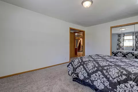 Bedroom - 2207 S Gladys Ave, Appleton, WI 54915 photo 2 of 6