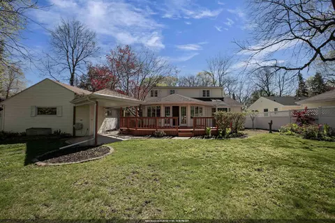 2207 S Gladys Ave, Appleton, WI 54915