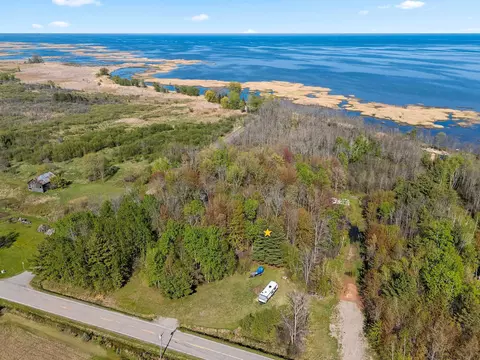5386 County Rd N, Oconto, WI 54153 photo 2