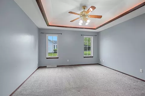 Bedroom - 923 W Windtree Dr, Appleton, WI 54914 photo 2 of 7