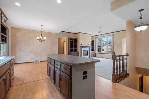 Living - 923 W Windtree Dr, Appleton, WI 54914 photo 7 of 7