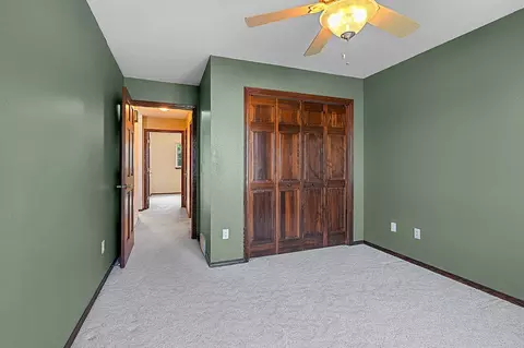 Bedroom - 923 W Windtree Dr, Appleton, WI 54914 photo 7 of 7