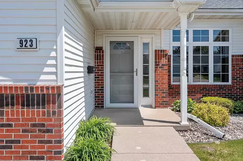 Other - 923 W Windtree Dr, Appleton, WI 54914 photo 1 of 11