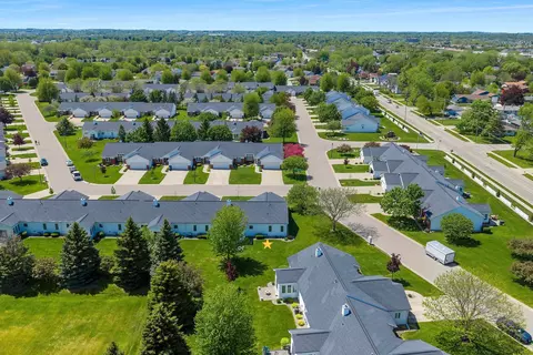 View/Area - 923 W Windtree Dr, Appleton, WI 54914 photo 10 of 13