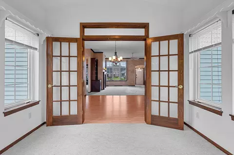 Entry Way - 923 W Windtree Dr, Appleton, WI 54914 photo 3 of 3