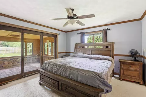 Bedroom - n321 Stoney Brook Road, Appleton, WI 54915 photo 1 of 8