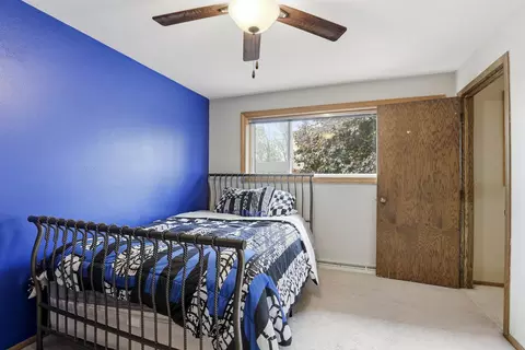 Bedroom - n321 Stoney Brook Road, Appleton, WI 54915 photo 6 of 8