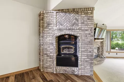 Living - n321 Stoney Brook Road, Appleton, WI 54915 photo 3 of 4