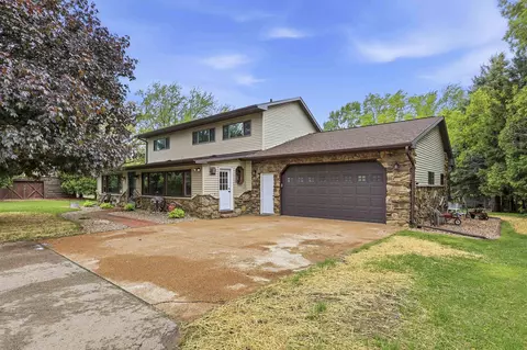 n321 Stoney Brook Road, Appleton, WI 54915