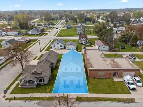 View/Area - 323 5th St, Algoma, WI 54201 photo 1 of 10