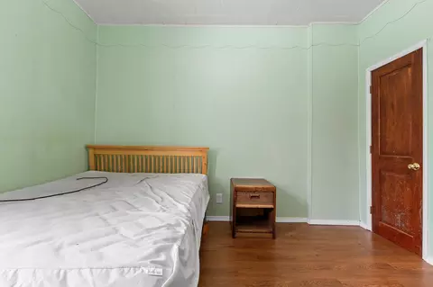 Bedroom - 323 5th St, Algoma, WI 54201 photo 5 of 10