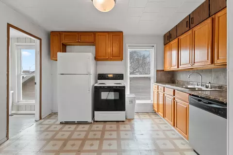 Kitchen - 323 5th St, Algoma, WI 54201 photo 3 of 4