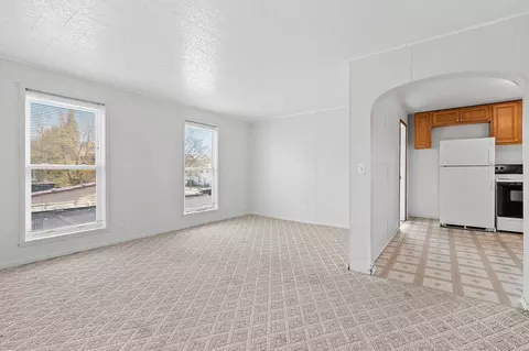 Living - 323 5th St, Algoma, WI 54201 photo 4 of 5