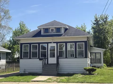 843 Vine Ave, Oshkosh, WI 54901